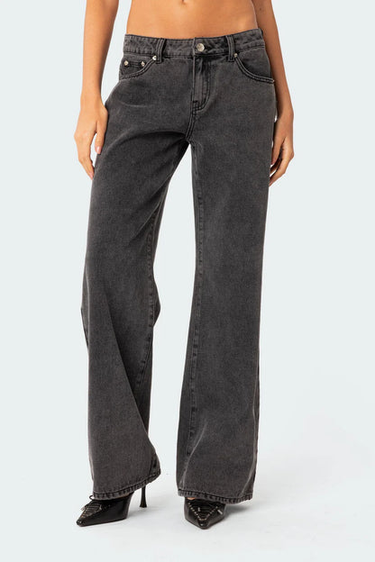 Montaly | Raelynn Low Jeans